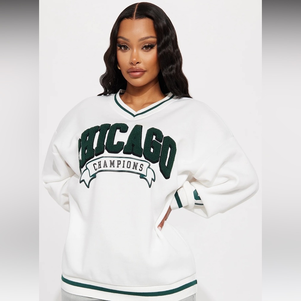 Chicago Champs Sweatshirt - Ivory